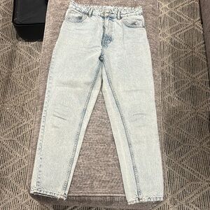 Light wash Zara jeans